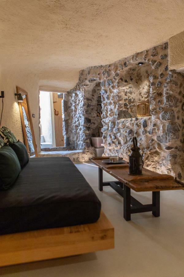 Nalas Suites Emporio  Exteriör bild