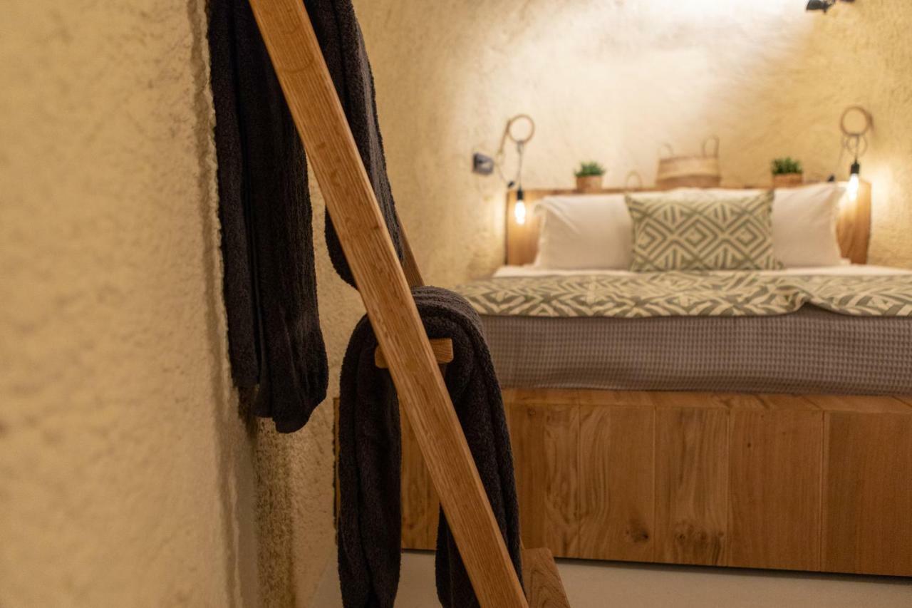 Nalas Suites Emporio  Exteriör bild